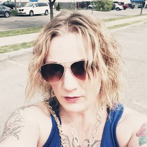 Meet your Posher, Sally